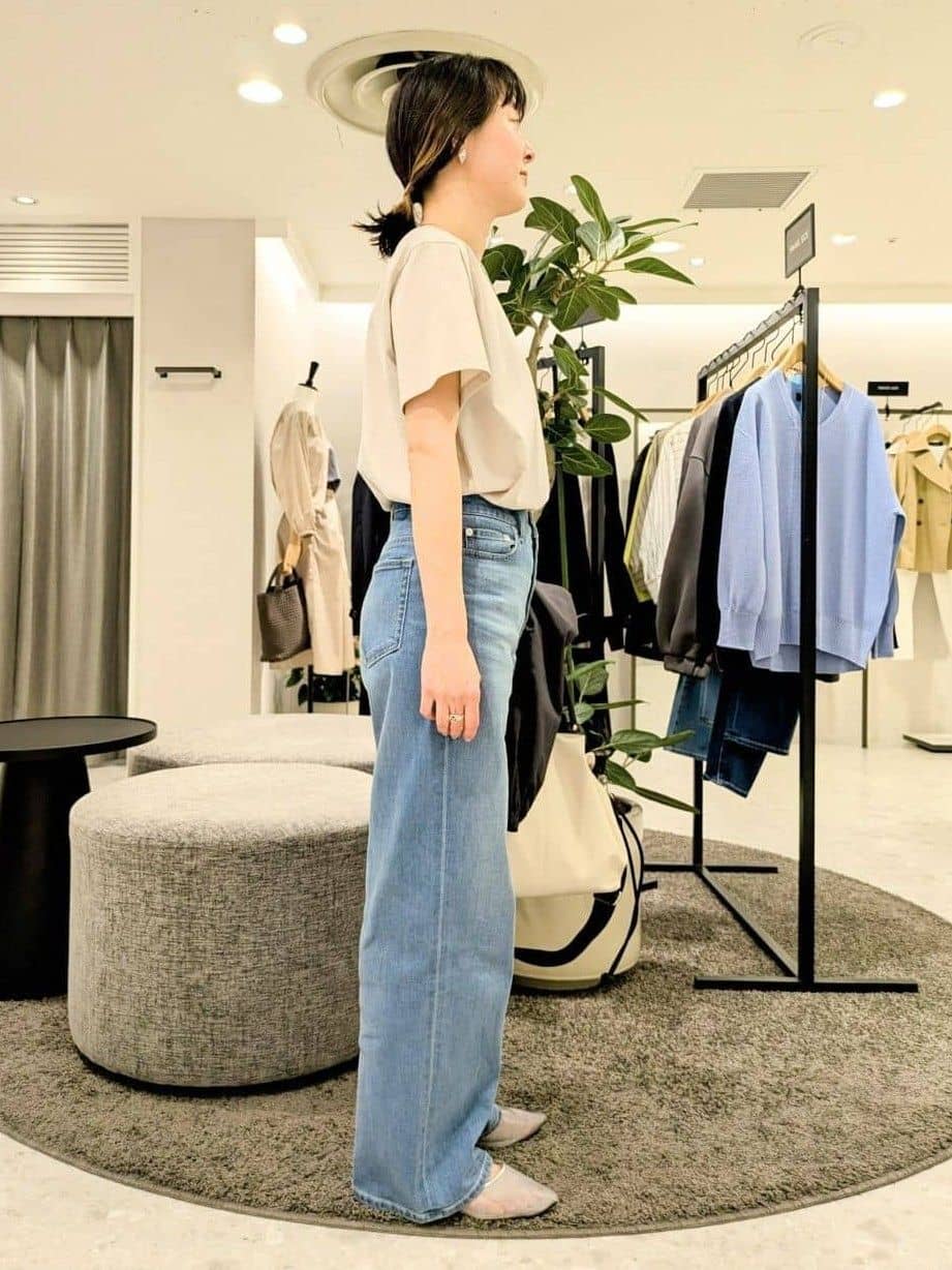 サオリさんの「UNTITLED｜【ロゴ/プリント】グラフィックTシャツ」を使ったコーディネート
