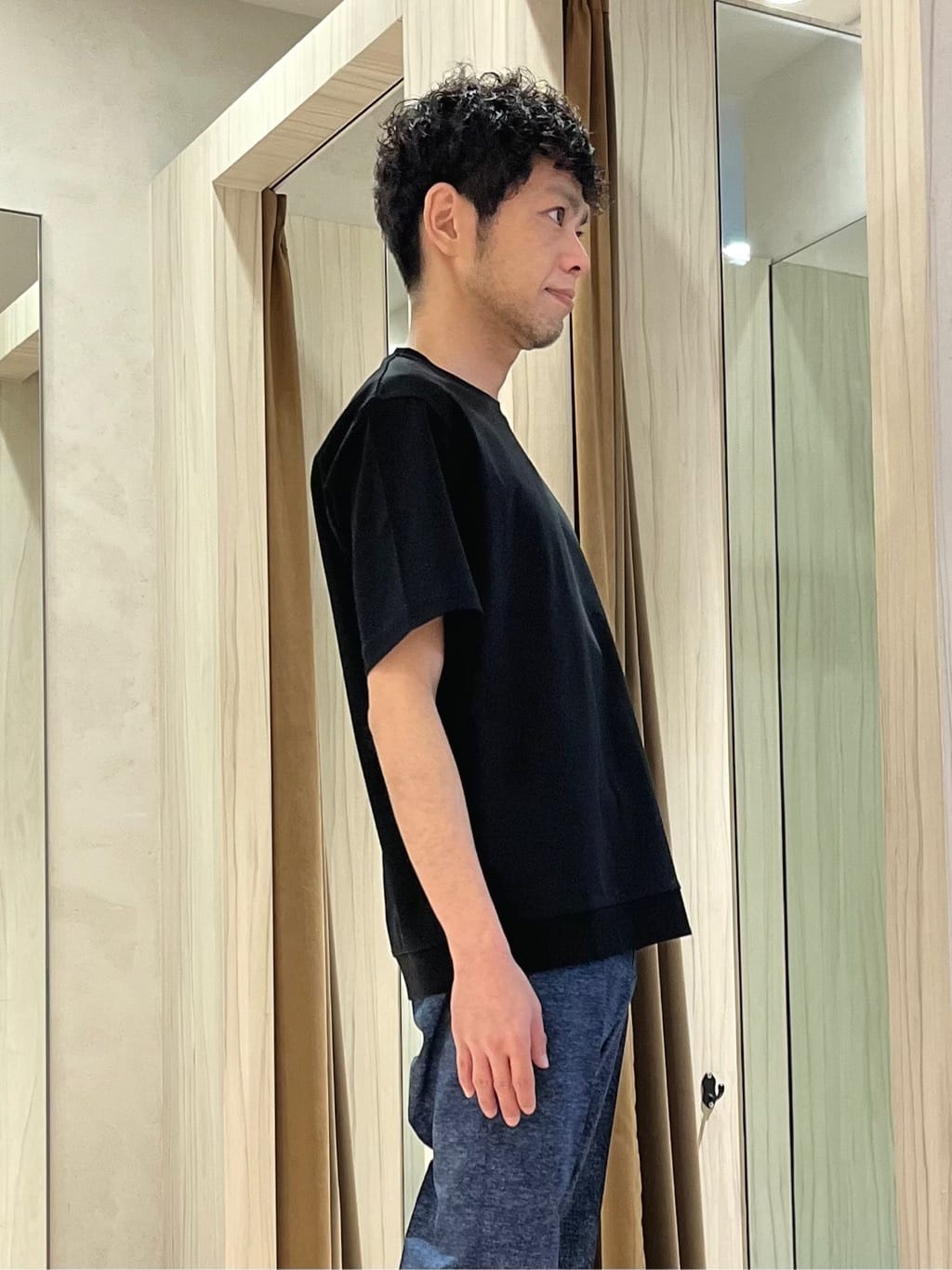 URAさんの「TAKEO KIKUCHI｜【抗菌防臭】COOL DOTS（R）ドビープリント ジャケット」を使ったコーディネート