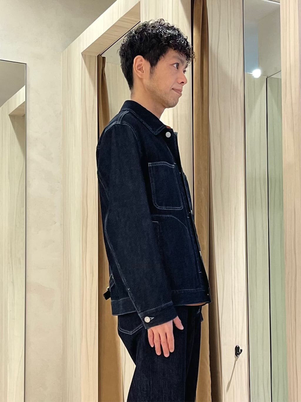 URAさんの「TAKEO KIKUCHI｜【BOWLER HAT LABEL】エクスプローラー Gジャン」を使ったコーディネート