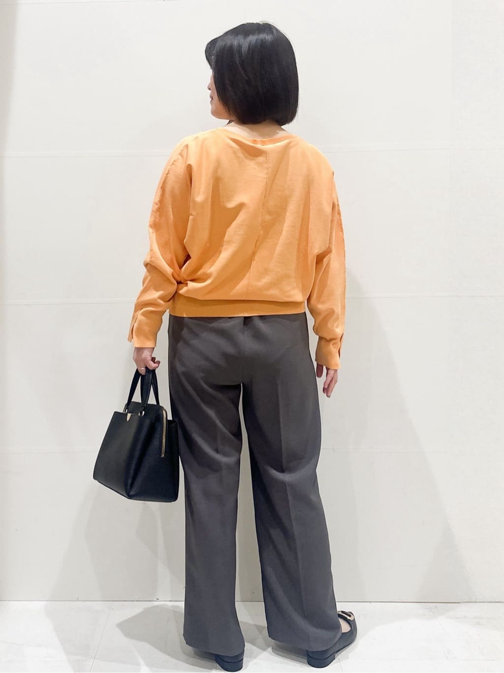 Minさんの「OPAQUE.CLIP｜リラクシードルマンスリーブニット【洗濯機OK／抗ピル】」を使ったコーディネート