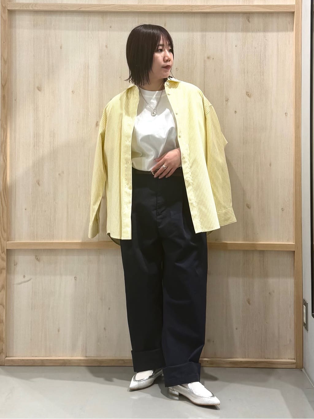 nanaさんの「THE SHOP TK｜【POLO BCS 別注】ストライプOXシャツ」を使ったコーディネート