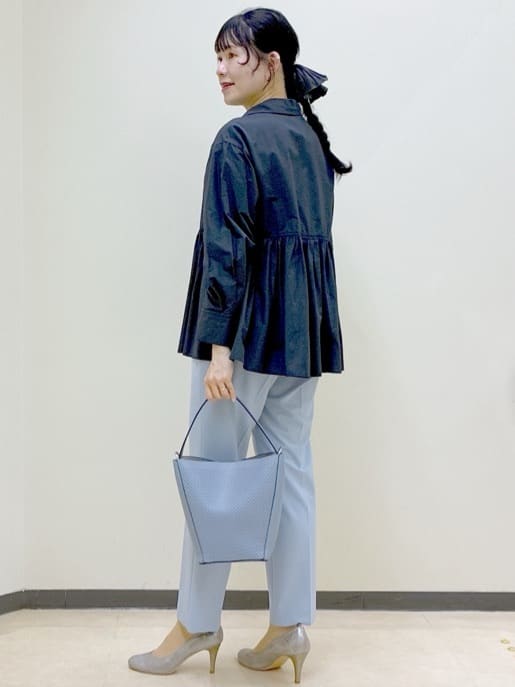  beni_gingerさんの「Reflect｜【レイヤードにおすすめ◎】ペプラムデザインシャツ」を使ったコーディネート