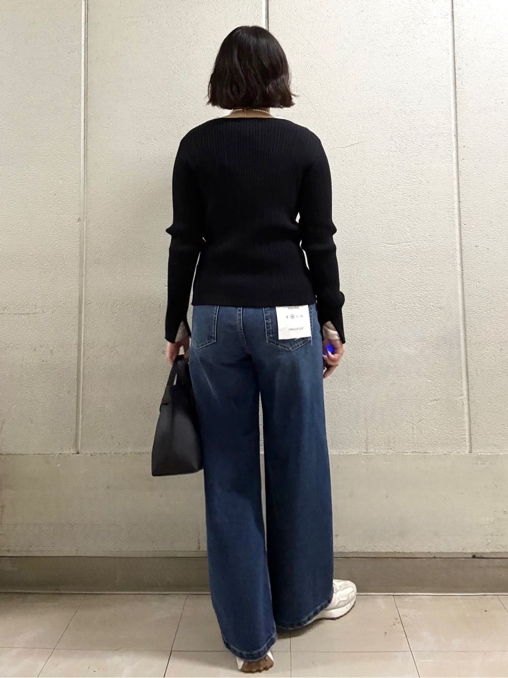 Itoさんの「OPAQUE.CLIP｜【軽量／2WAY】ベルトデザイン合皮ミドルバッグ」を使ったコーディネート