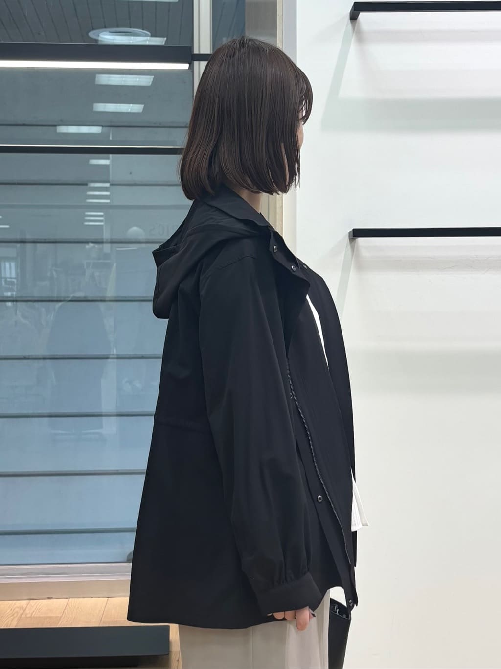 asamiさんの「INDIVI｜【洗える／大人シアー】タックプリーツ7分袖ブラウス」を使ったコーディネート