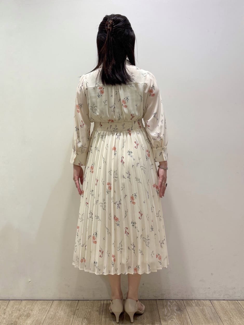 mameさんの「index｜《再入荷》ダブルブレストテーラードジャケット【接触冷感／吸水速乾／イージーアイロン／防シワ／洗濯機O」を使ったコーディネート