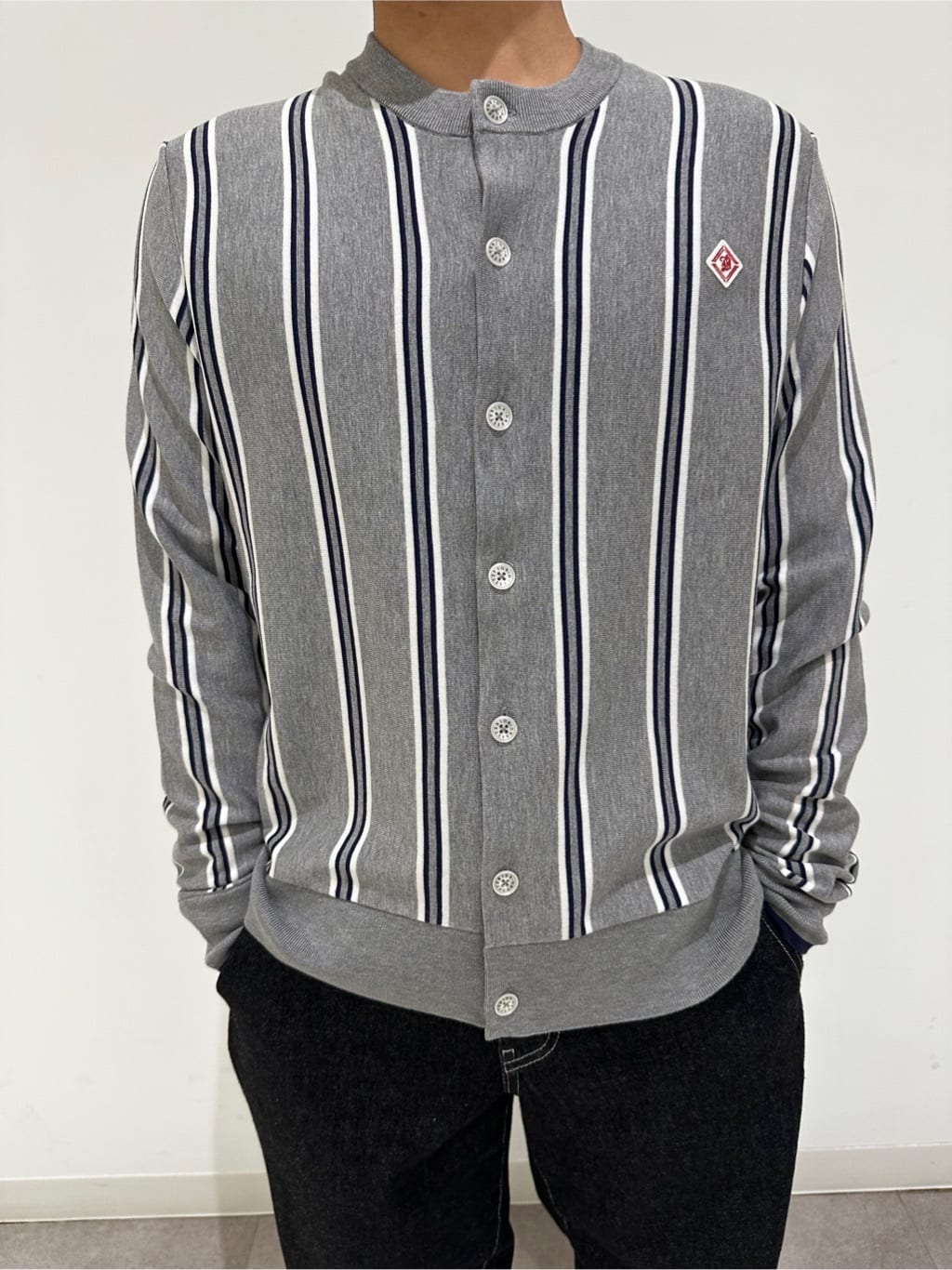 MATSUBARAさんの「DRESSTERIOR｜◆【ウォッシャブル】ウールレーヨン ストライプラウンドネックカーディガン」を使ったコーディネート