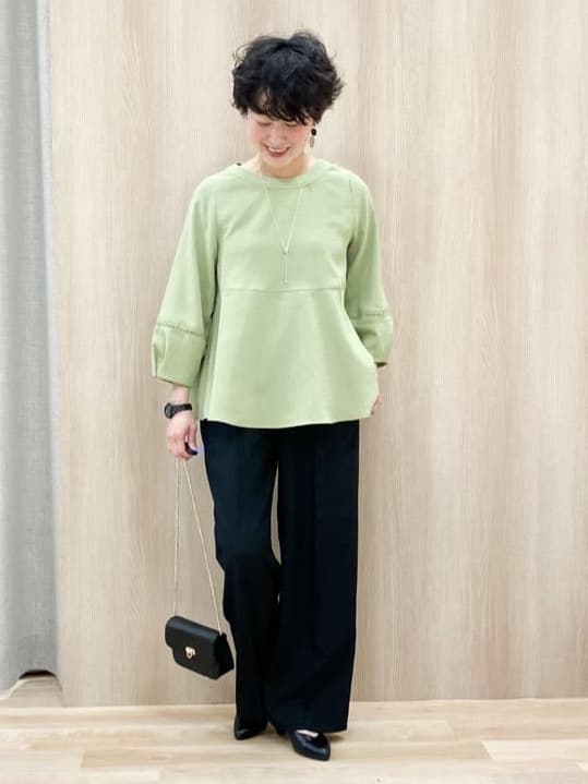 Keiさんの「grove｜【UVカット・体型カバーも叶う】麻調メッシュランタンスリーブブラウス」を使ったコーディネート