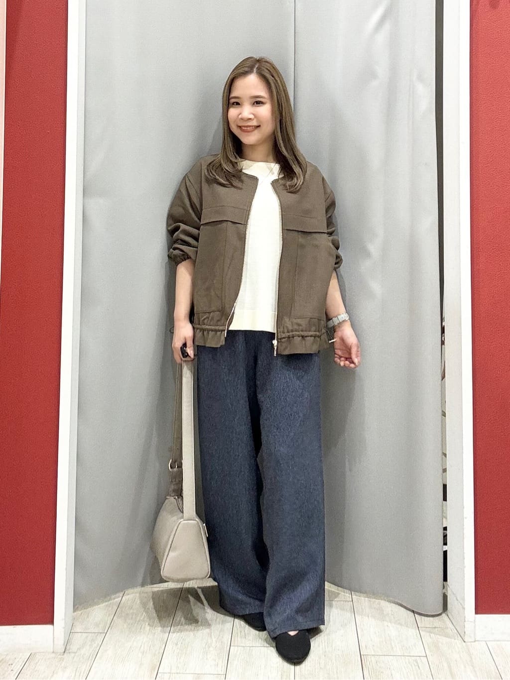 shioさんの「SHOO･LA･RUE｜【洗濯機可/S-LL】シンプルだけど華やか レースの5分袖ニット」を使ったコーディネート