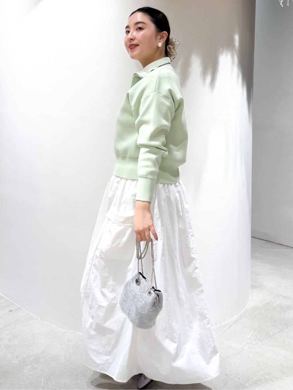 かりんさんの「OPAQUE.CLIP｜ハーフZIP刺繍ロゴニット【洗濯機OK】」を使ったコーディネート