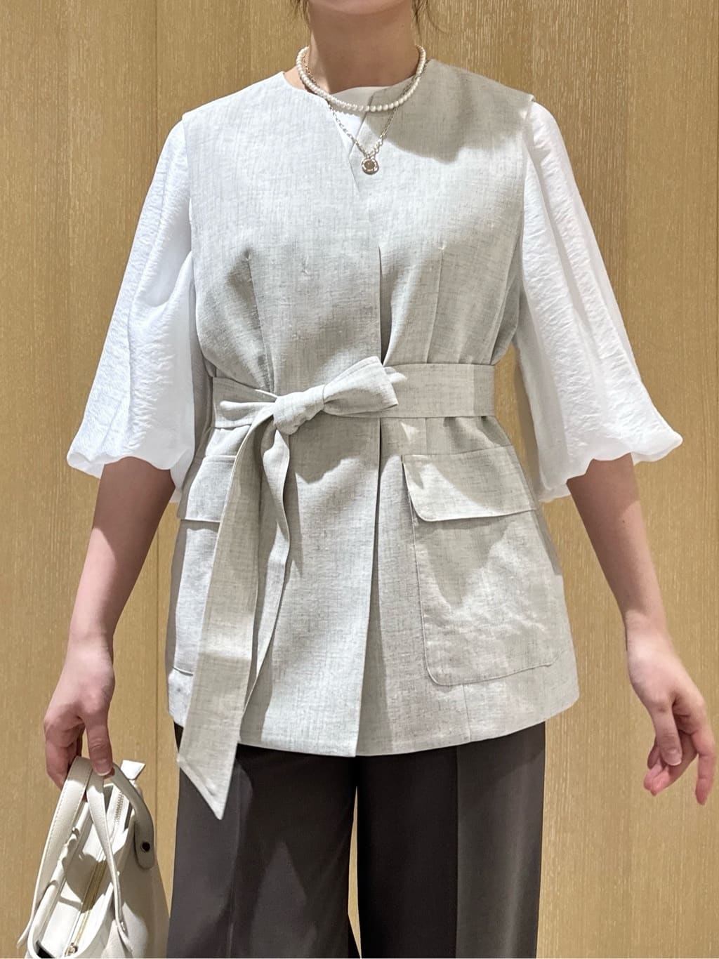 nanaさんの「UNTITLED｜【セットアップ可/UV/接触冷感】スラブキーネックジレ」を使ったコーディネート