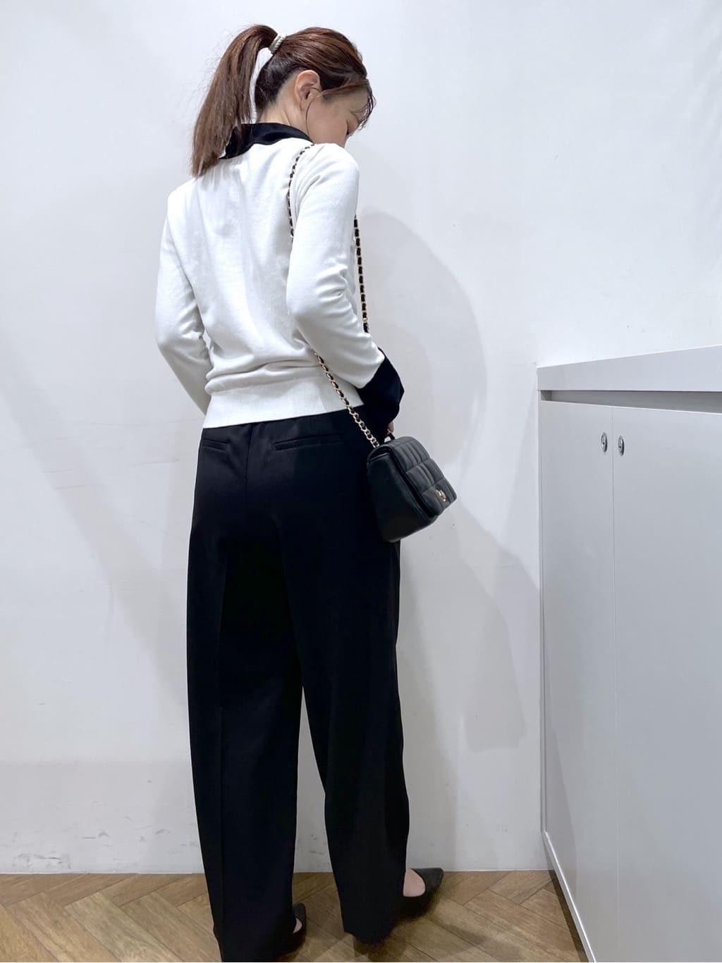 Junさんの「index｜バイカラーボウタイパール調ニット【洗濯機OK】」を使ったコーディネート