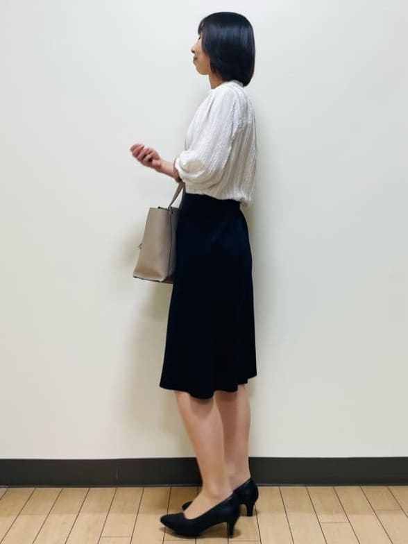 Riiさんの「Reflect｜【セットアップ可】ストライプ柄ジャカードブラウス」を使ったコーディネート