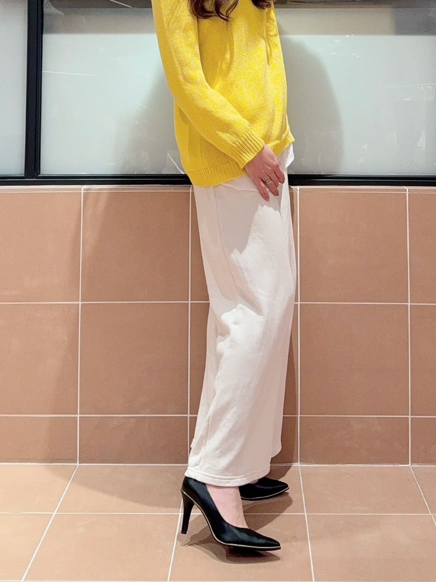 kaoriさんの「ESPERANZA｜◆【晴雨兼用/12時間パンプス】約8.5cm　歩きやすくて疲れにくい」を使ったコーディネート