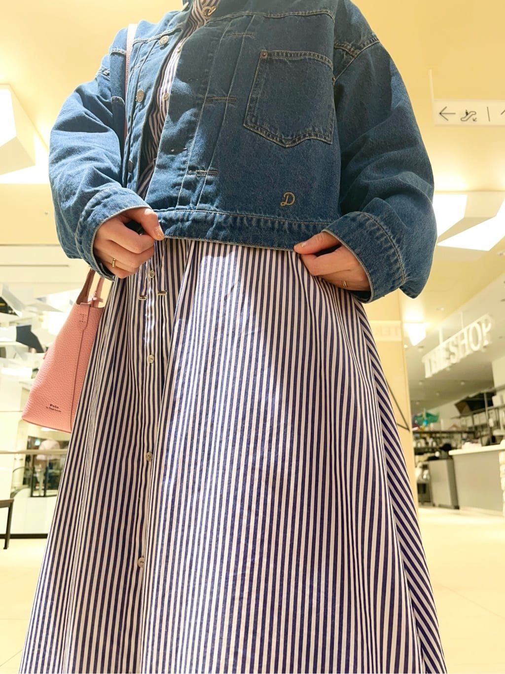 yahataさんの「DRESSTERIOR｜【ウォッシャブル】ヴィンテージバンドカラーGジャン」を使ったコーディネート