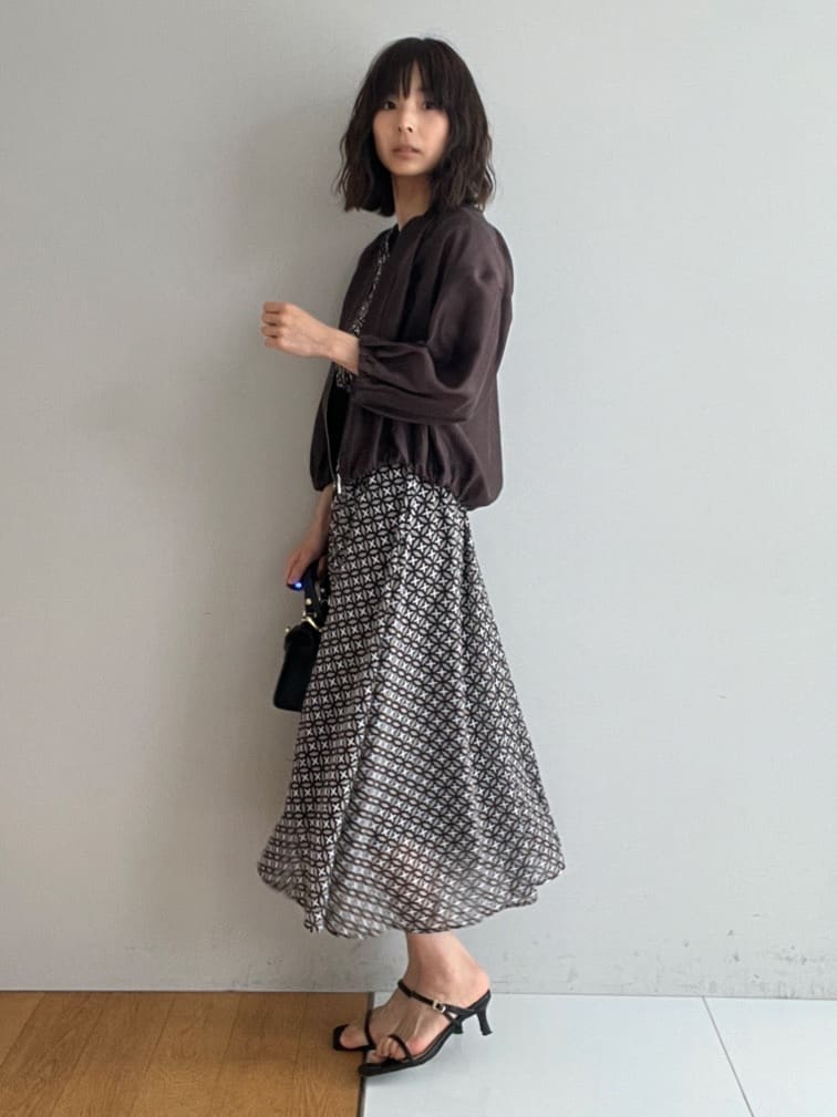 misaさんの「DRESSTERIOR｜ウォッシャブル シアーショートブルゾン」を使ったコーディネート