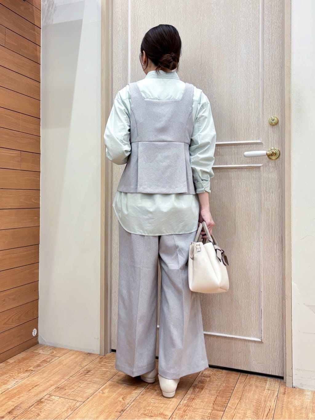 なみさんの「SHOO･LA･RUE｜【2点セット/S-LL】着回し力も抜群 着るだけで決まる大人上品セットアップ」を使ったコーディネート