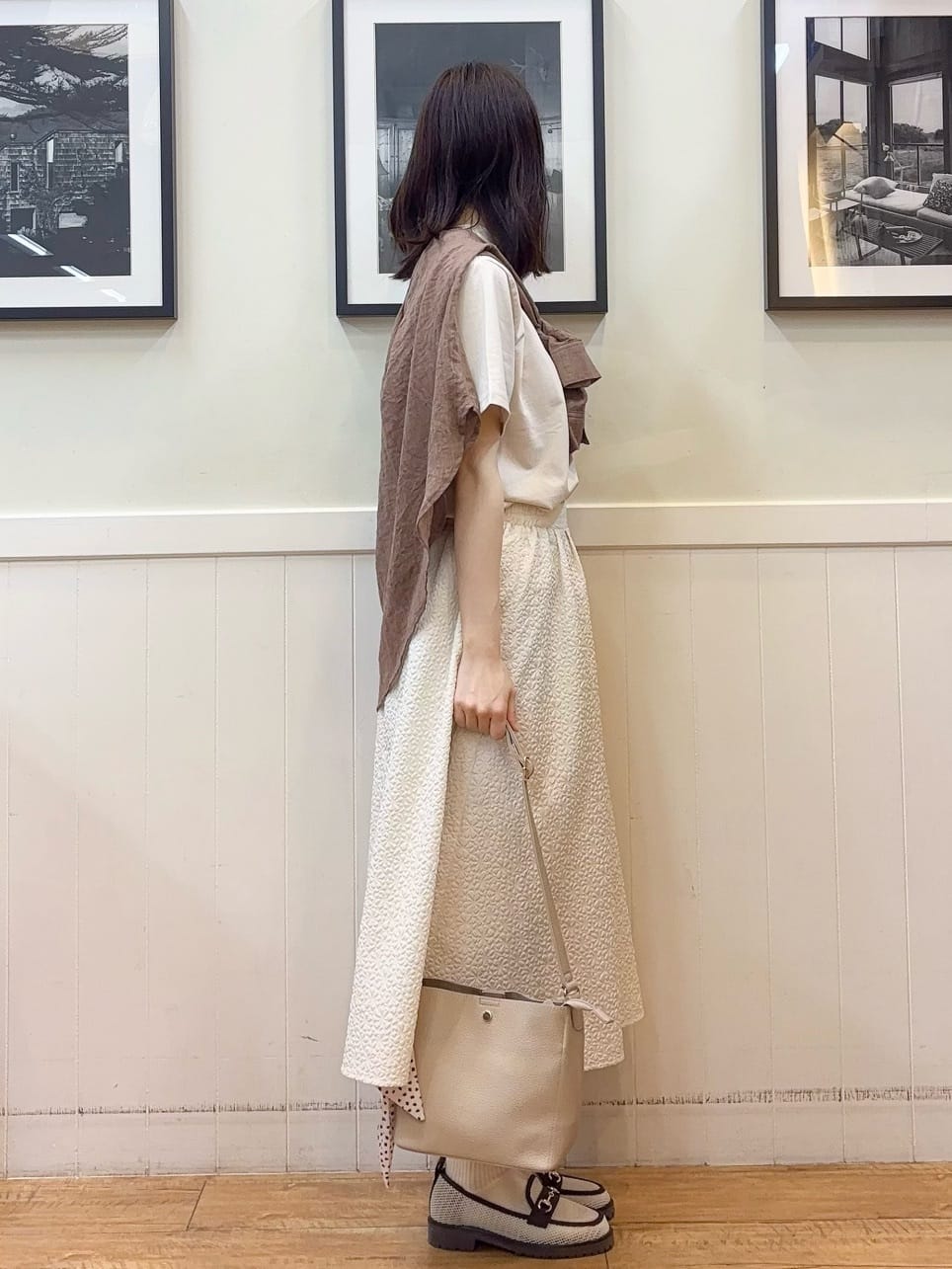 えぬさんの「SHOO･LA･RUE｜【綿100%/S-LL/プチプラ】ゆるシルエット シンプルTシャツ」を使ったコーディネート