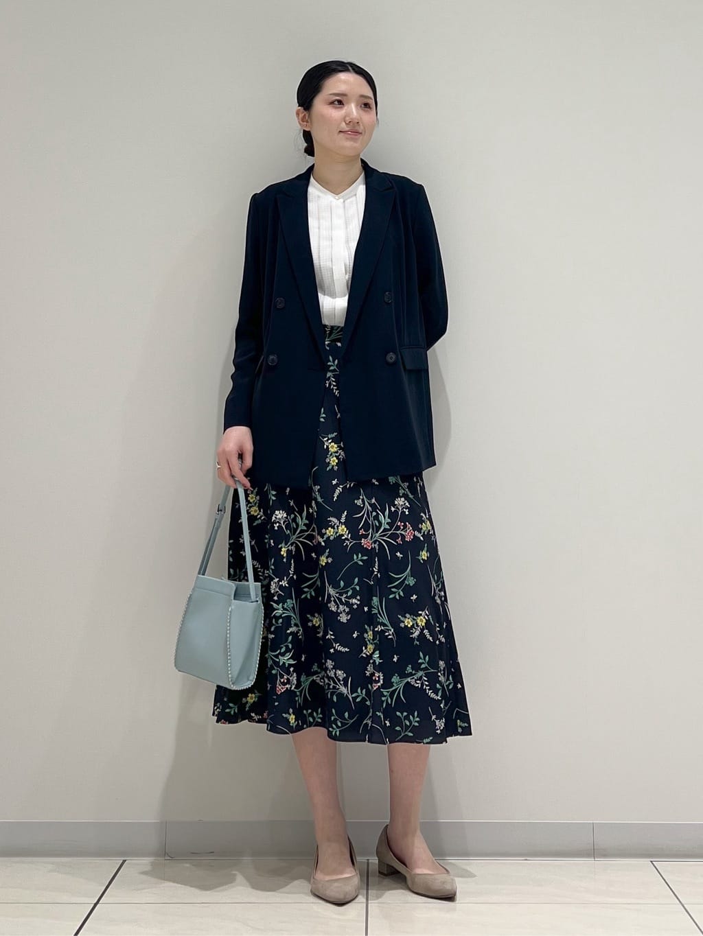 T.Kさんの「INDIVI｜【洗える／多機能／SETUP可】着る日傘ダブルジャケット」を使ったコーディネート