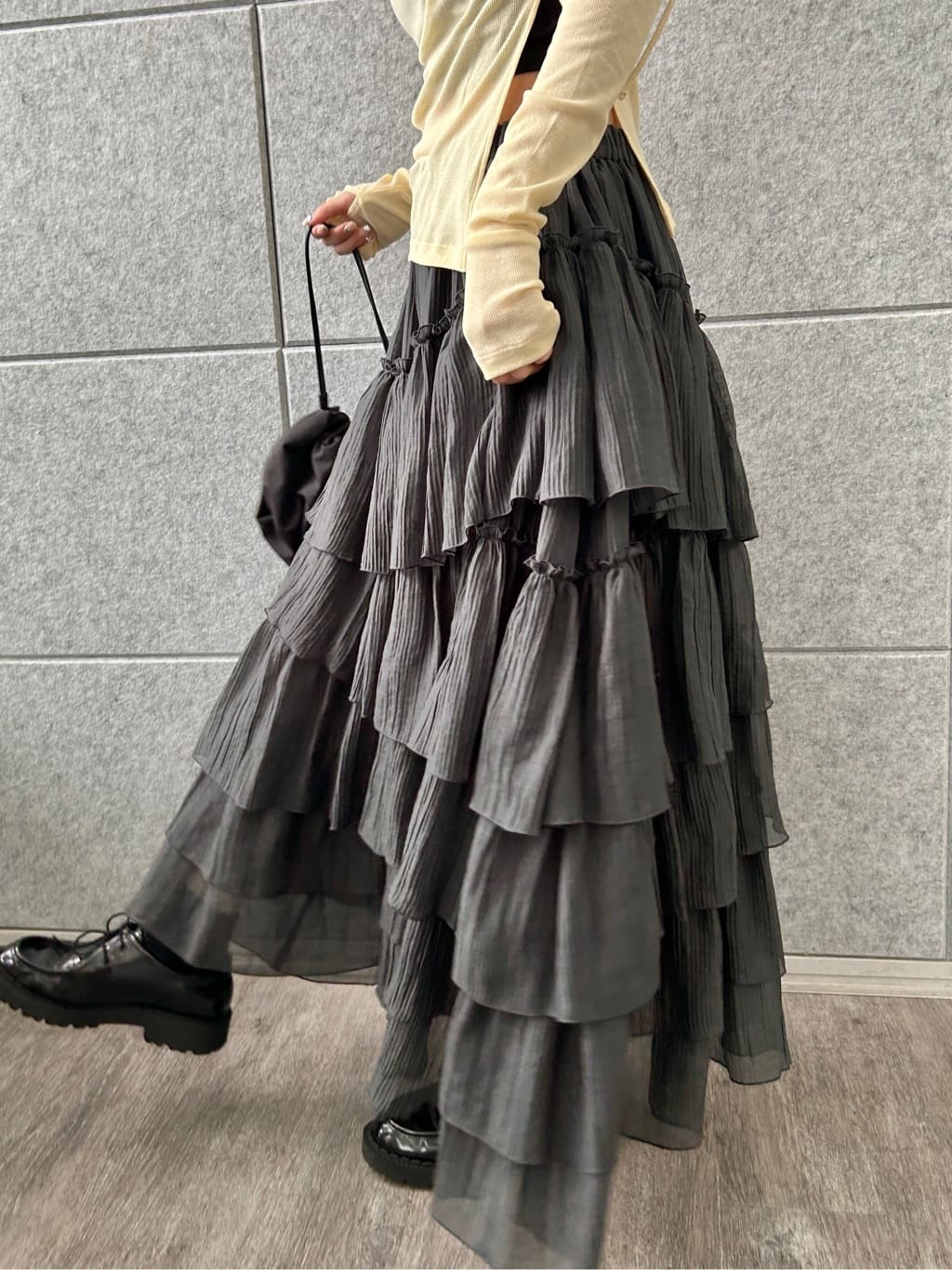 harunaさんの「CODE A｜M dramatic skirt」を使ったコーディネート