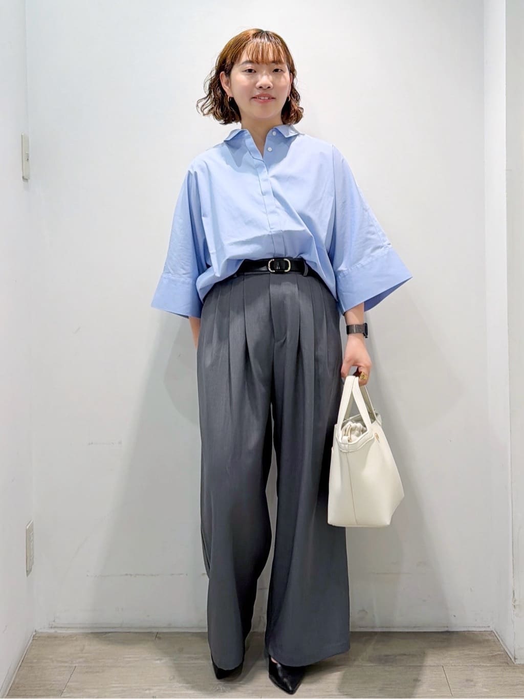 sumicaさんの「OPAQUE.CLIP｜【接触冷感】ハーフスリーブシャツ《洗濯機OK／防シワ加工》」を使ったコーディネート