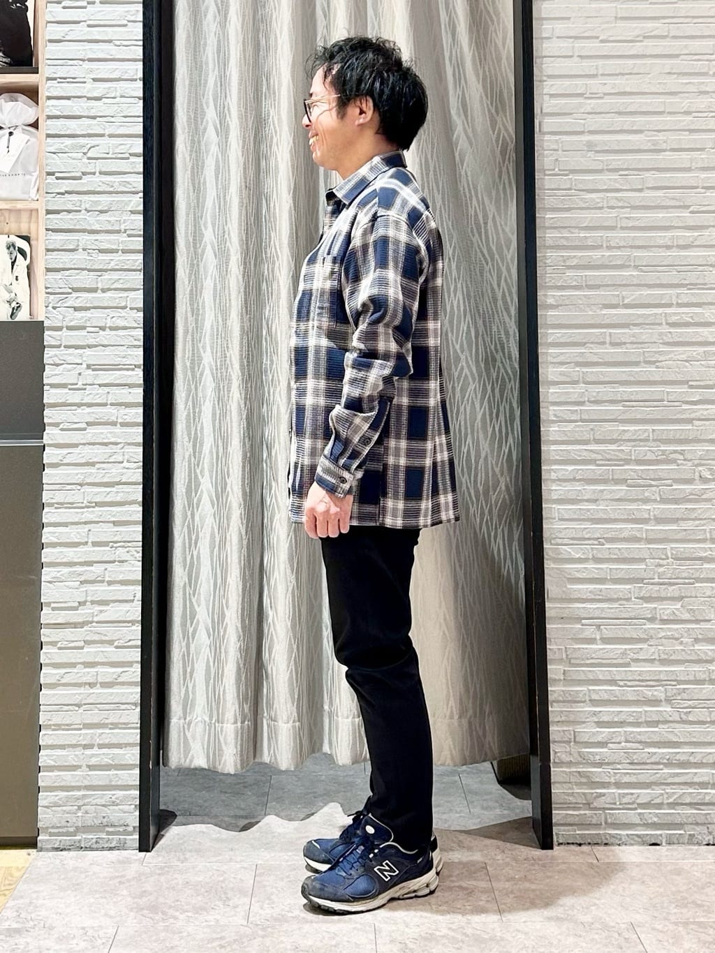 KENJI Iさんの「THE SHOP TK｜【一枚で着映える】パターンブロッキング 半袖Tシャツ 洗濯機OK」を使ったコーディネート