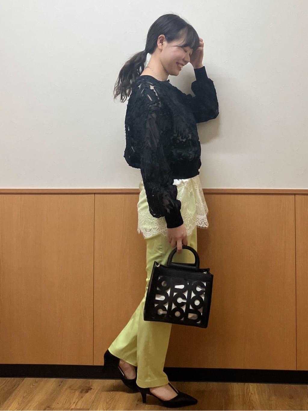 MAYUKIさんの「index｜シアー幾何刺繍カーディガン【洗濯機OK】」を使ったコーディネート