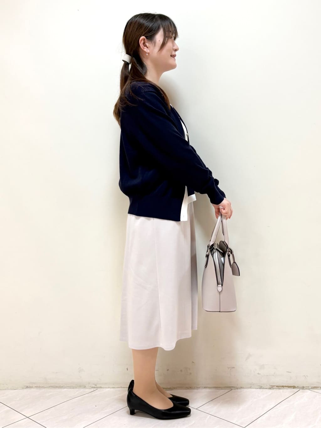 mikiさんの「Reflect｜【アンサンブル可】バイカラーカーディガン」を使ったコーディネート
