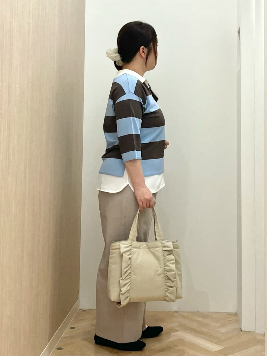 akariさんの「grove｜【UVカット】ラガークロップドプルオーバー」を使ったコーディネート