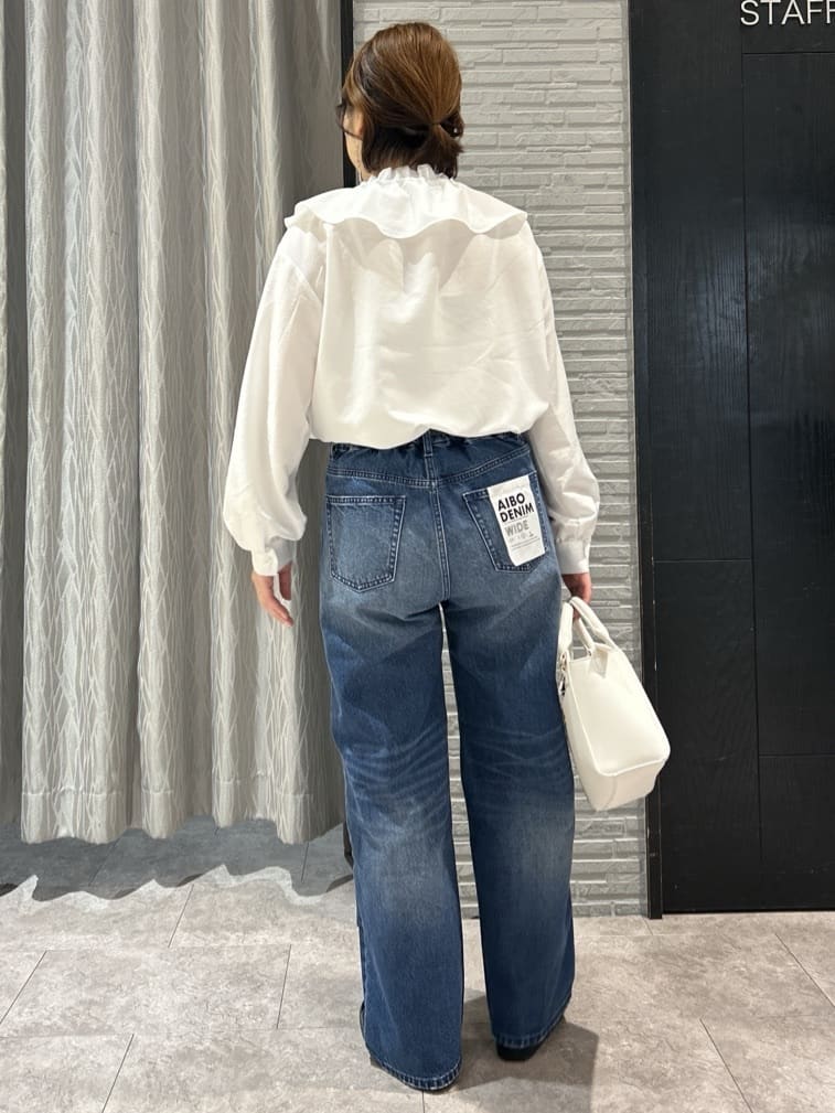 ga_riさんの「THE SHOP TK｜大人のフェミニンカジュアルに エアリーフリルブラウス」を使ったコーディネート