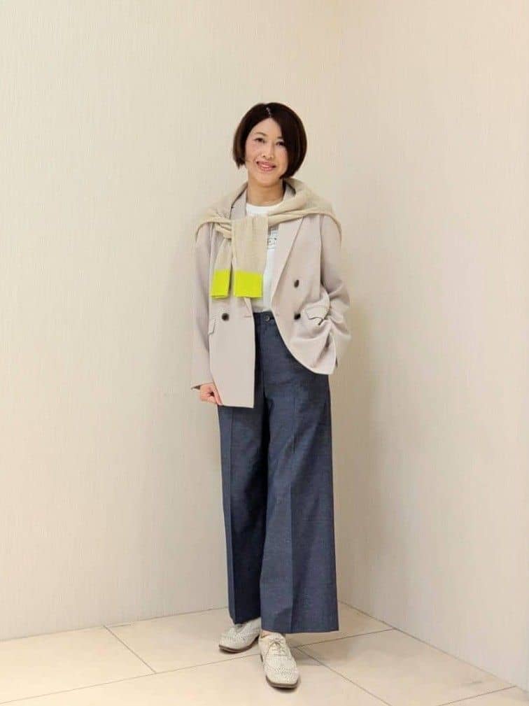 u-macoさんの「UNTITLED｜【新色追加/セットアップ可】エアリー ダブルブレストジャケット」を使ったコーディネート