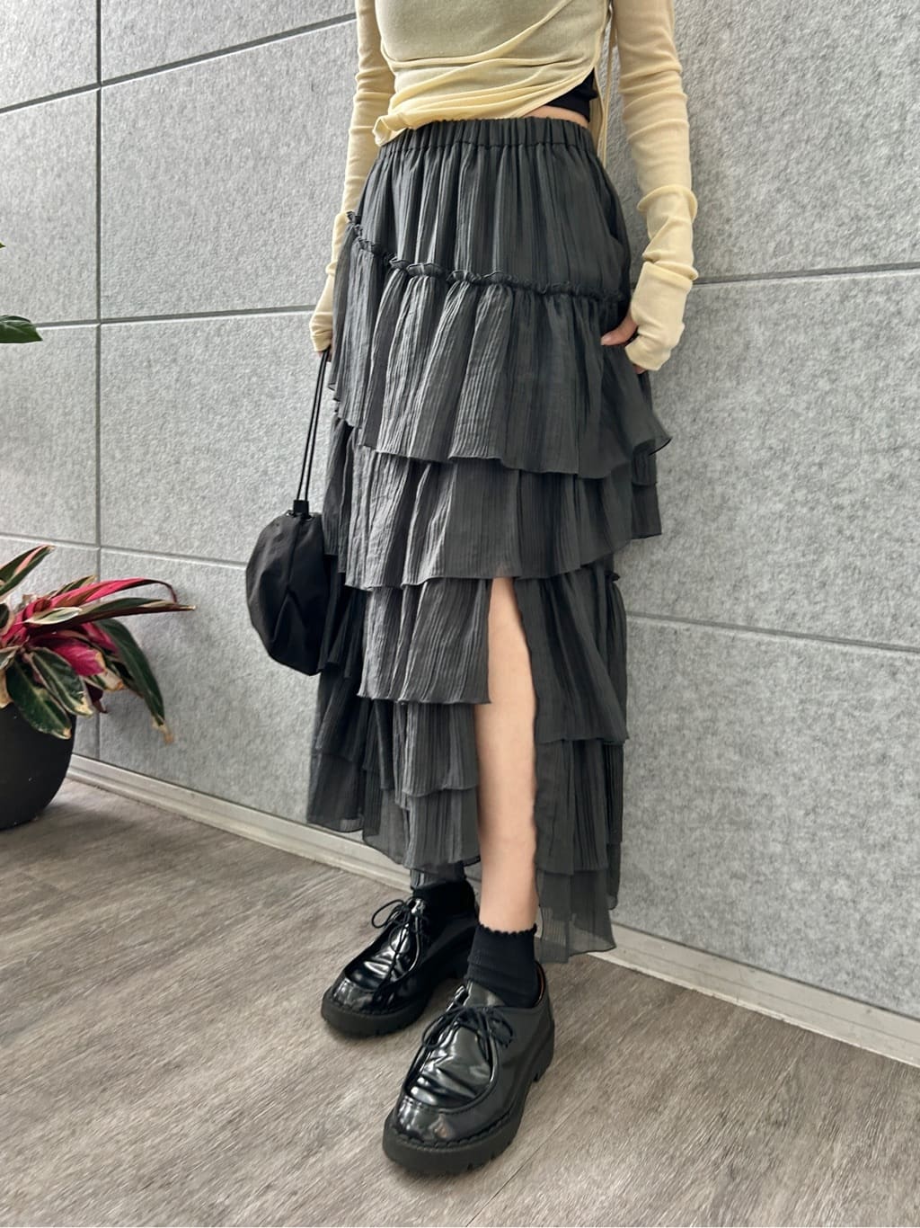 harunaさんの「CODE A｜M dramatic skirt」を使ったコーディネート