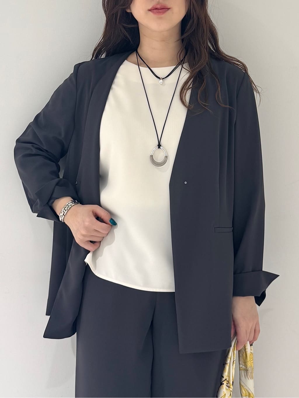 そんさんの「INDIVI｜【接触冷感／透湿／着る日傘】ノーカラージャケット」を使ったコーディネート