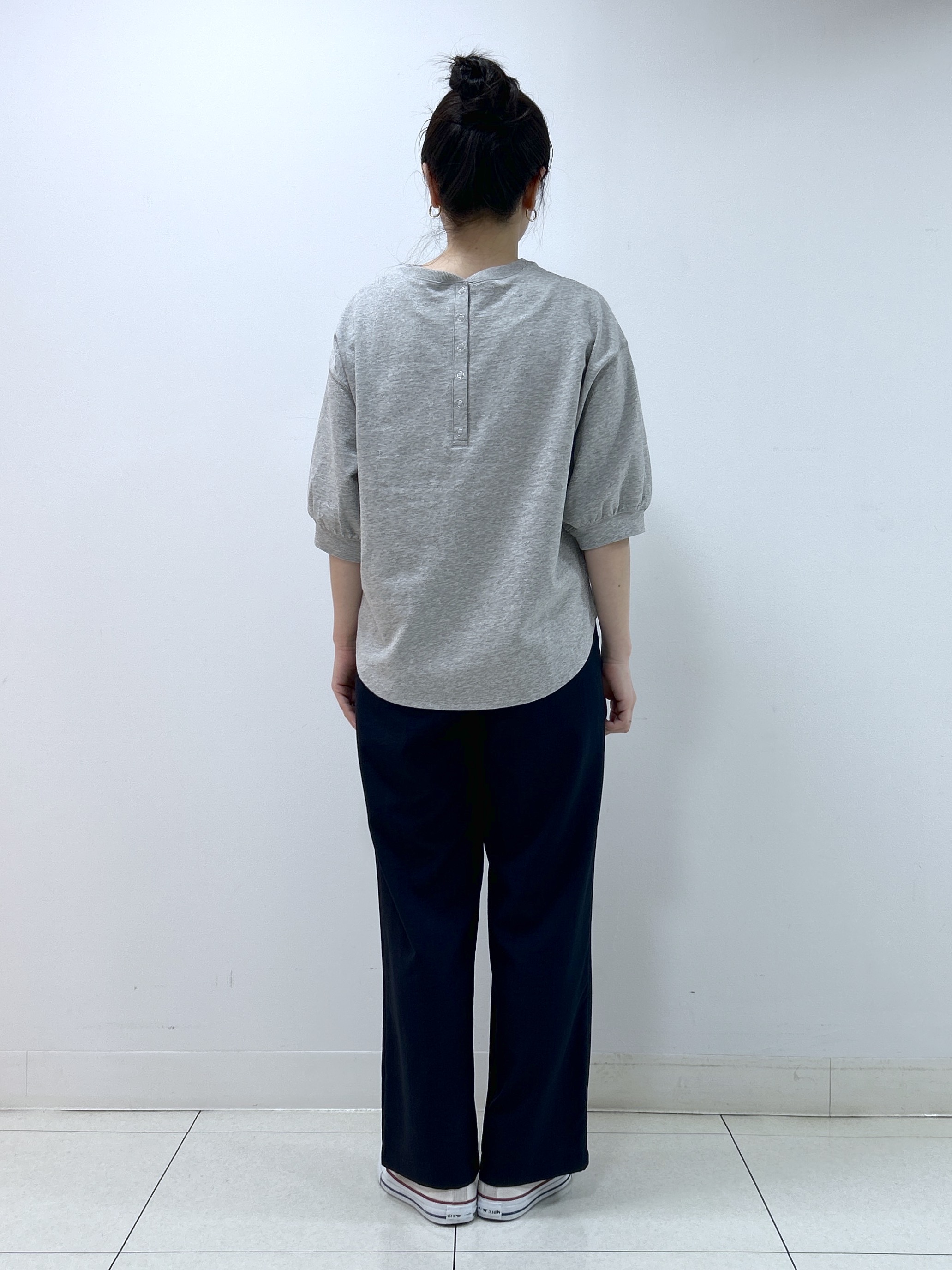 Kaiさんの「Dessin｜【360度可愛い】バックヘンリーカットソー5分袖」を使ったコーディネート
