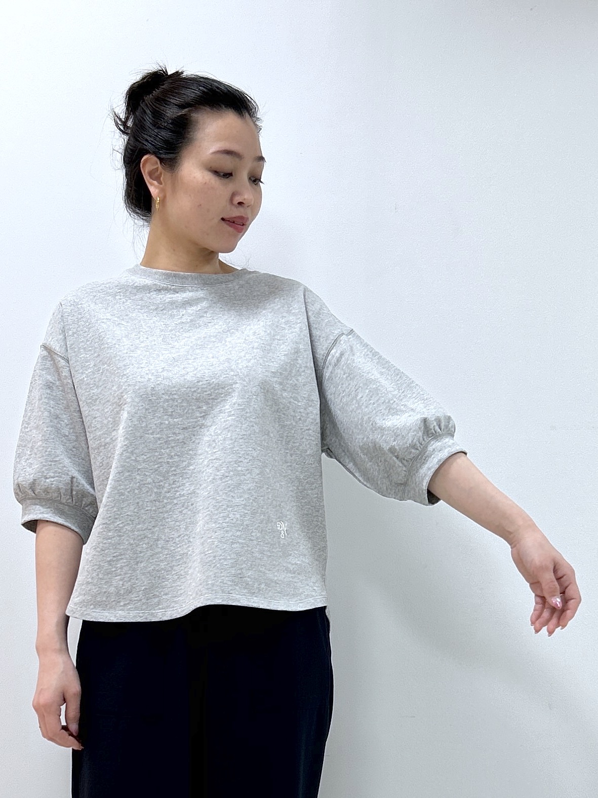 Kaiさんの「Dessin｜【360度可愛い】バックヘンリーカットソー5分袖」を使ったコーディネート