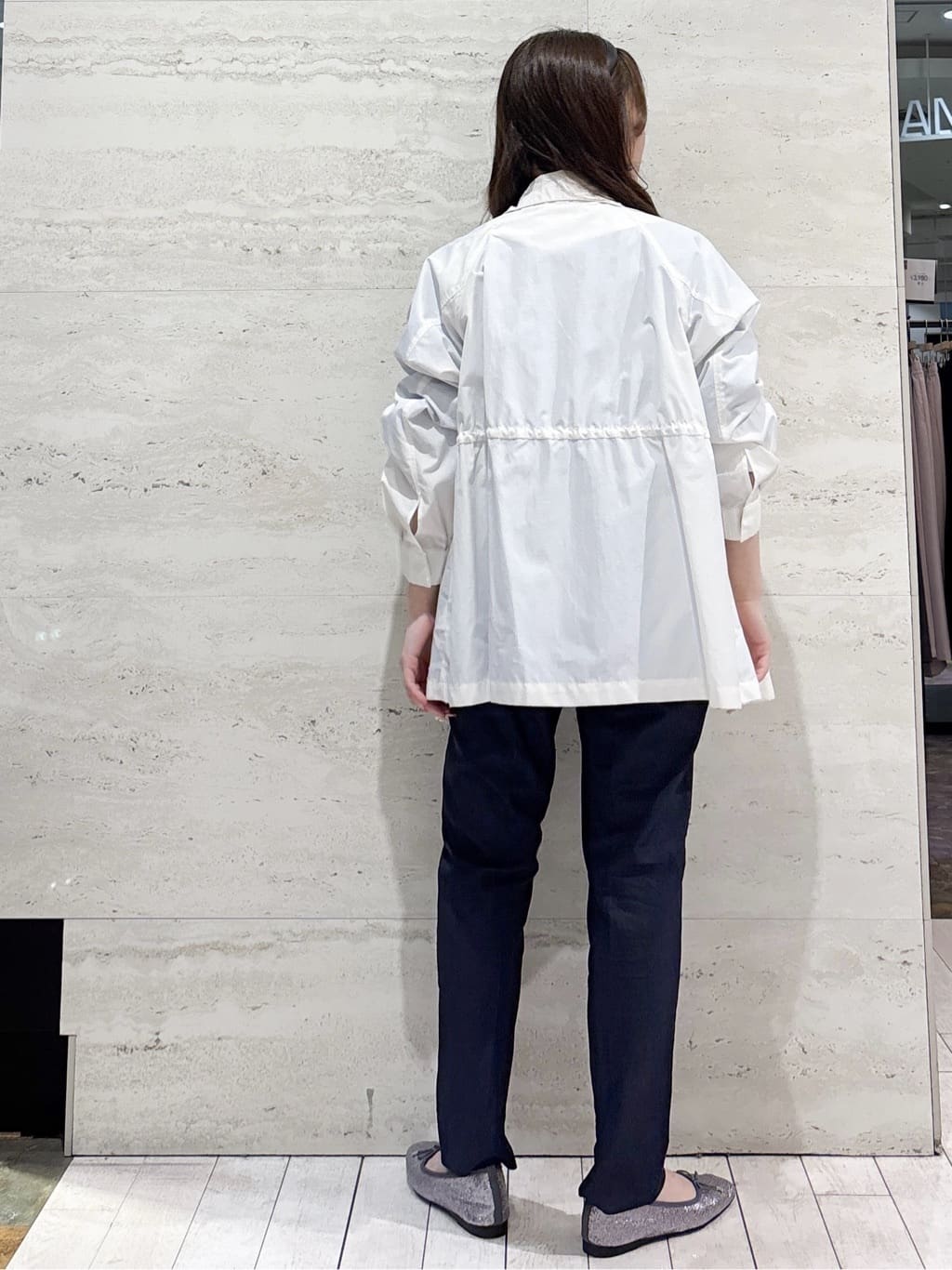 かほさんの「OPAQUE.CLIP｜ストライプペプラムデザインブラウス【洗濯機OK】」を使ったコーディネート