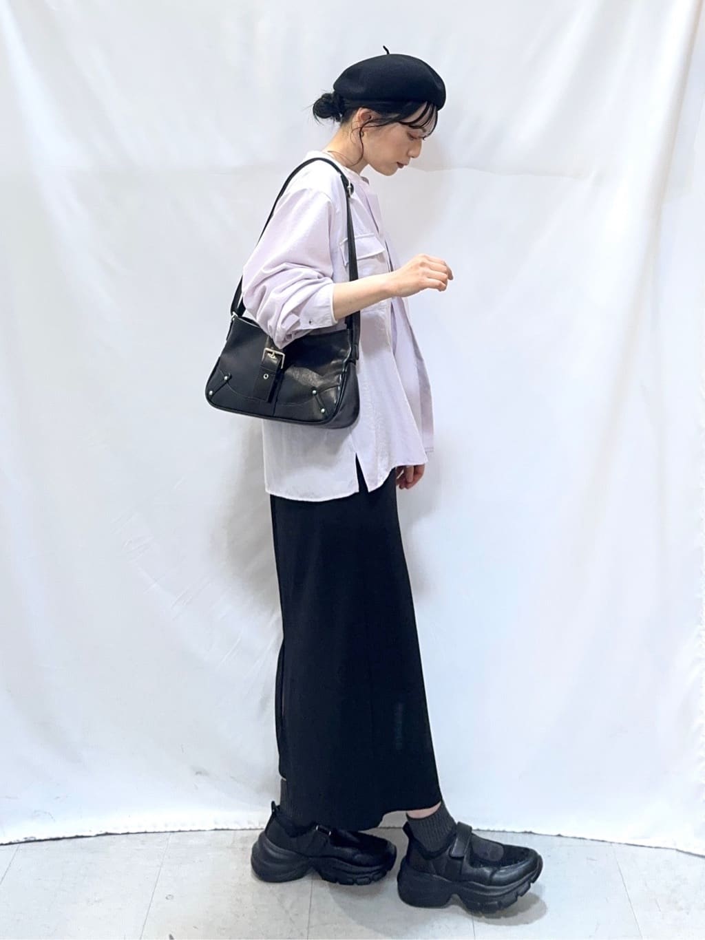 𝐇𝐢𝐫𝐨𝐦𝐢さんの「SHOO･LA･RUE｜【綿100％/S-LL/プチプラ】選べる3柄 プリントアソートロンT」を使ったコーディネート