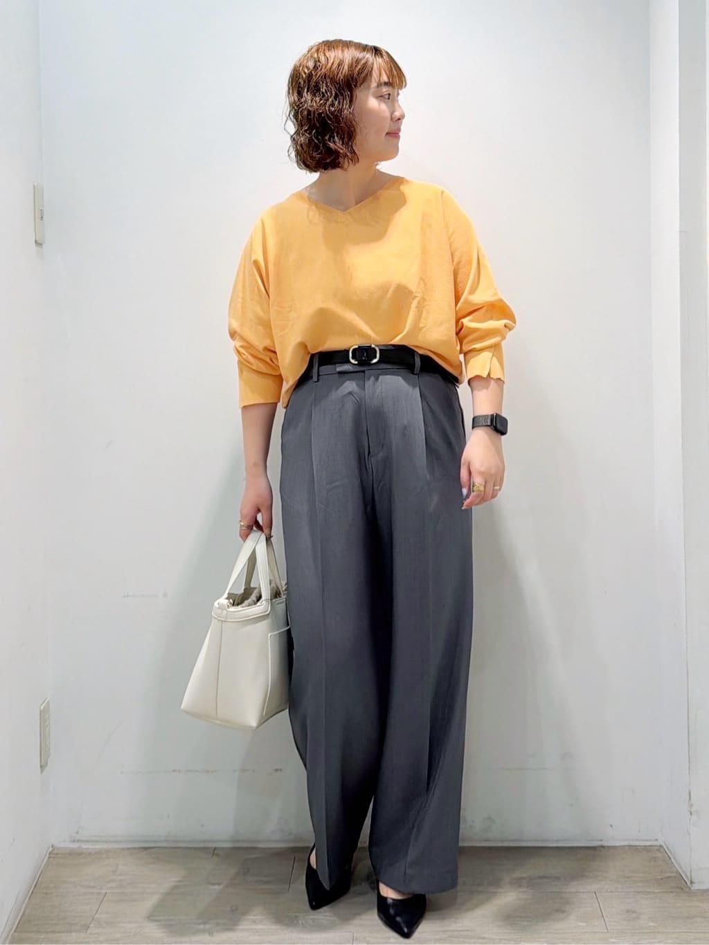 sumicaさんの「OPAQUE.CLIP｜リラクシードルマンスリーブニット【洗濯機OK／抗ピル】」を使ったコーディネート