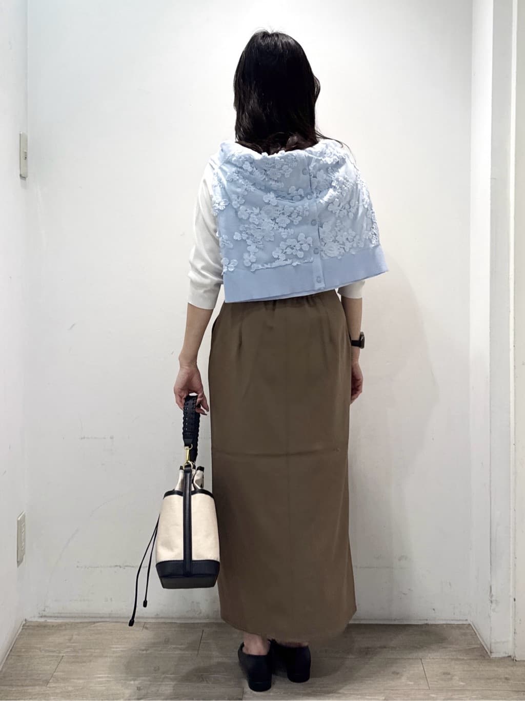 yuicciさんの「OPAQUE.CLIP｜チュールレースニットカーディガン【洗える】」を使ったコーディネート