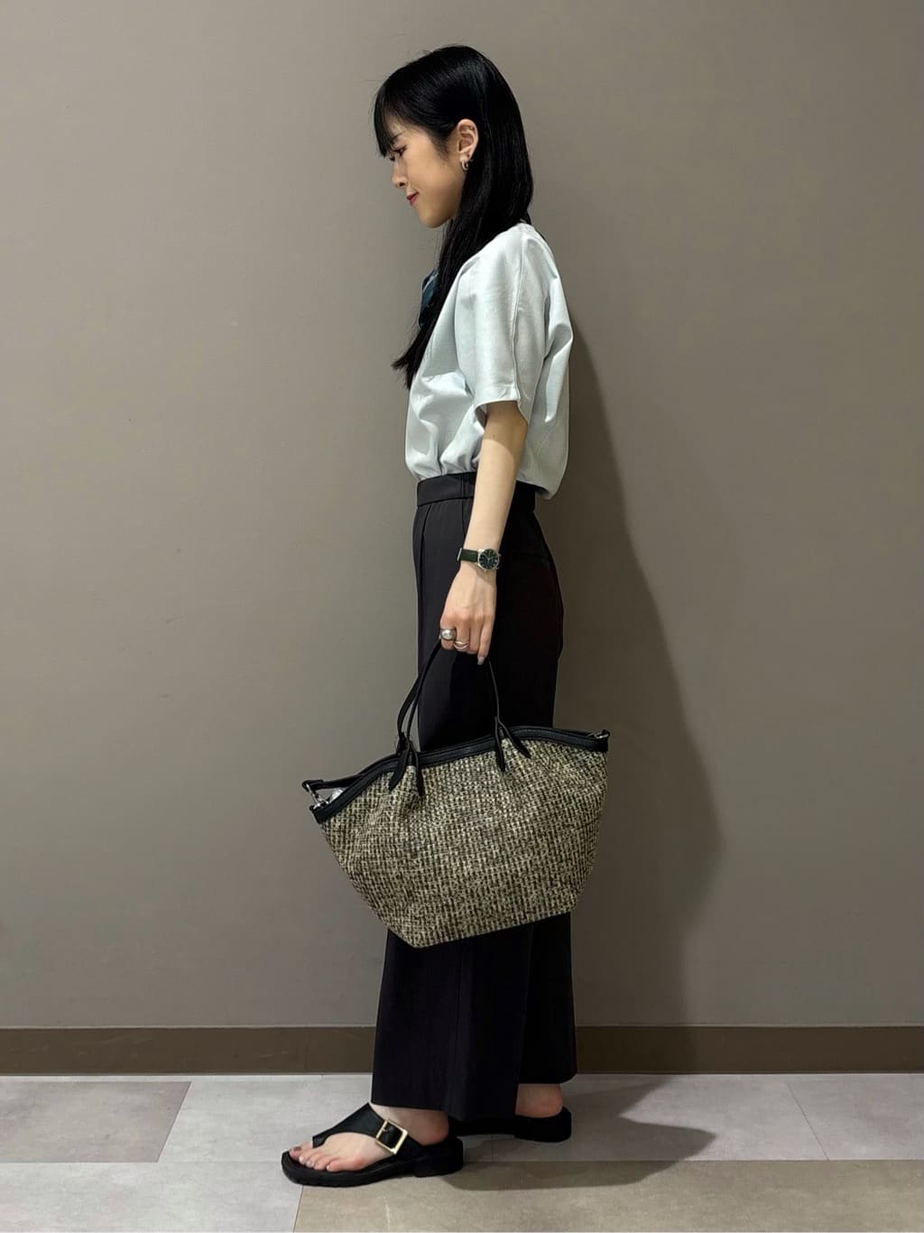 KEIKOさんの「INDIVI｜【洗える／大人シアー】エアリー バルーンブルゾン」を使ったコーディネート
