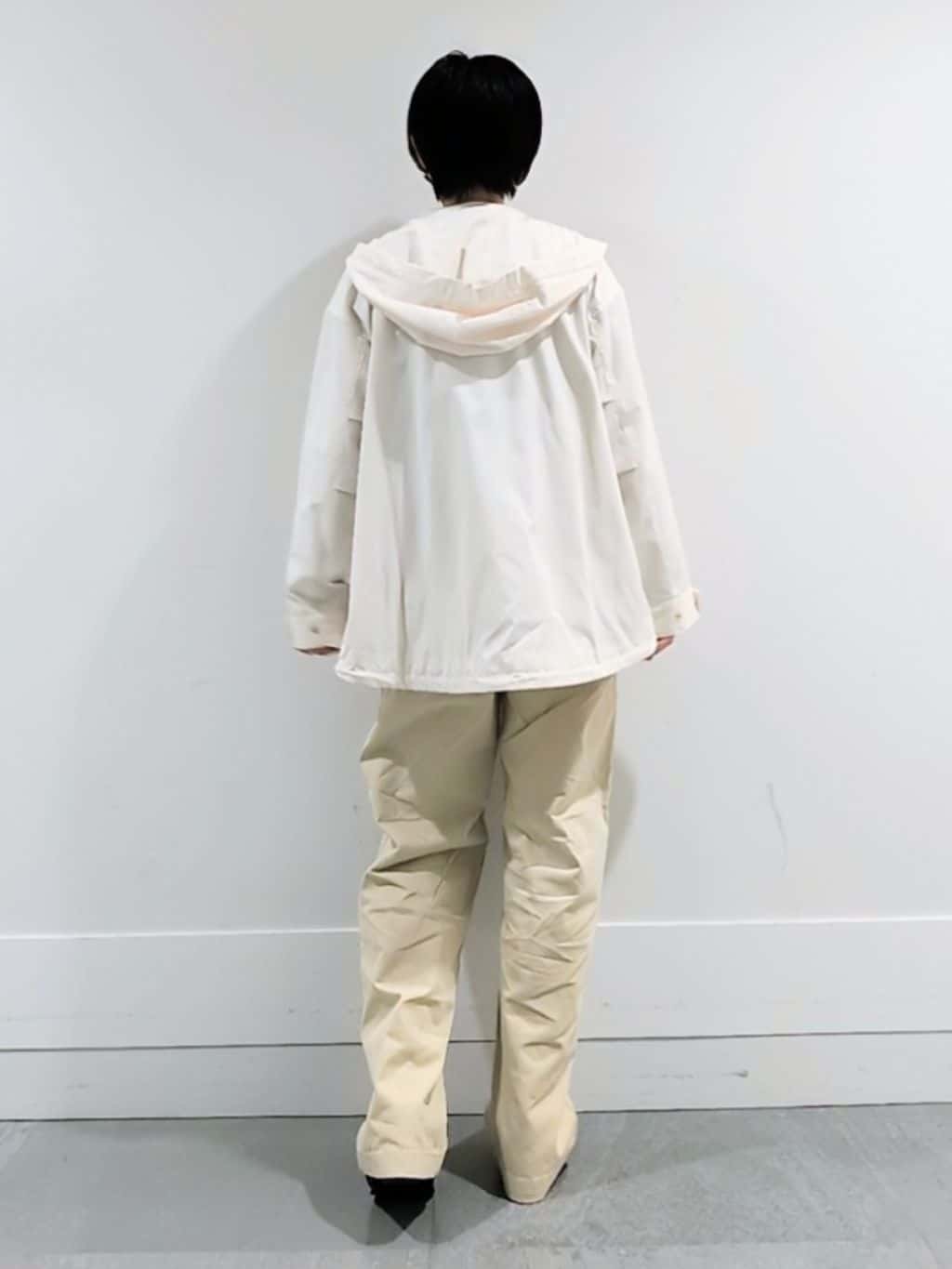 ミズタさんの「UNTITLED｜【洗える/はっ水】リラクシーマウンテンパーカー」を使ったコーディネート
