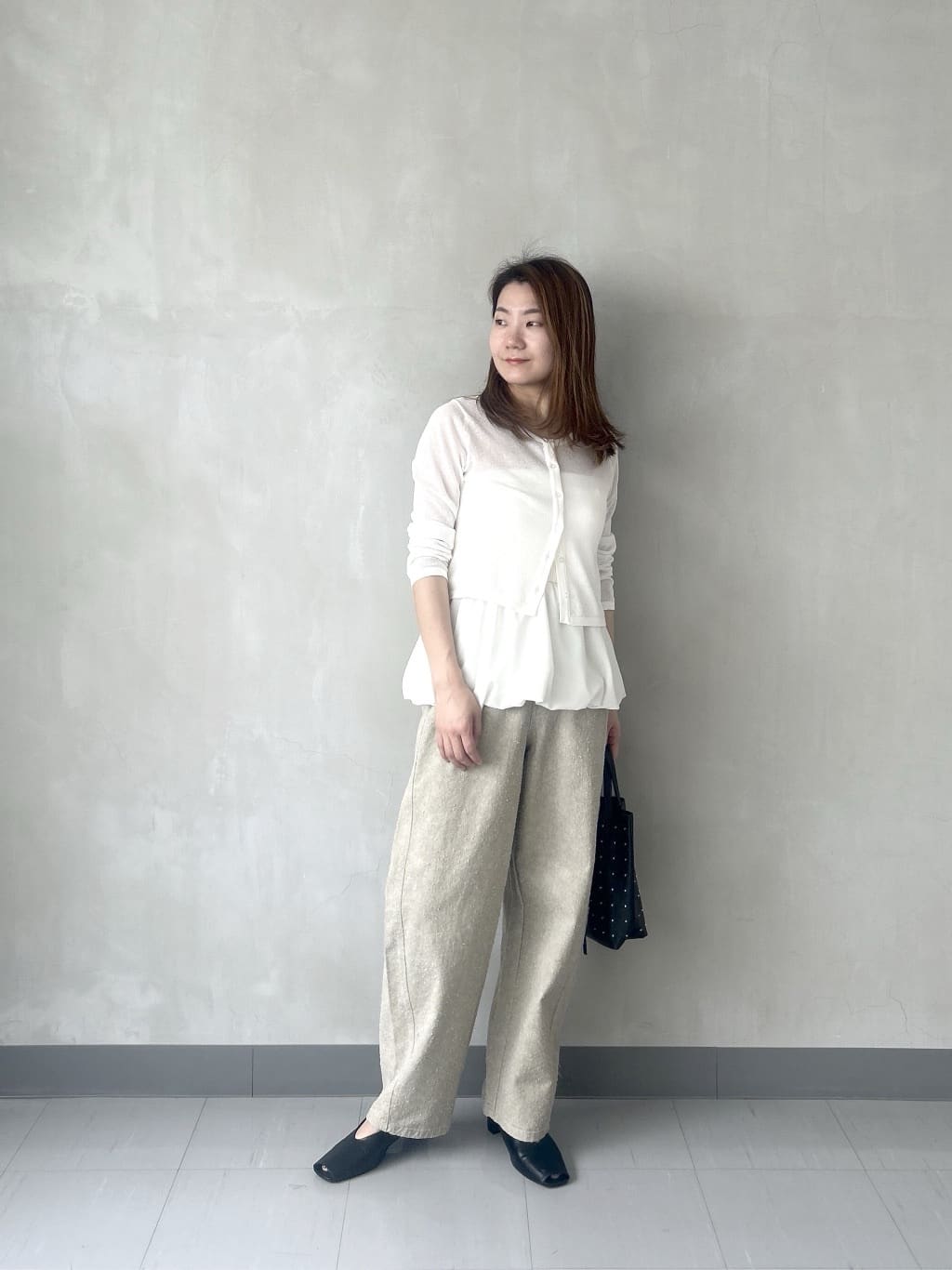 takaさんの「INDIVI｜ビスチェシアーアンサンブル」を使ったコーディネート