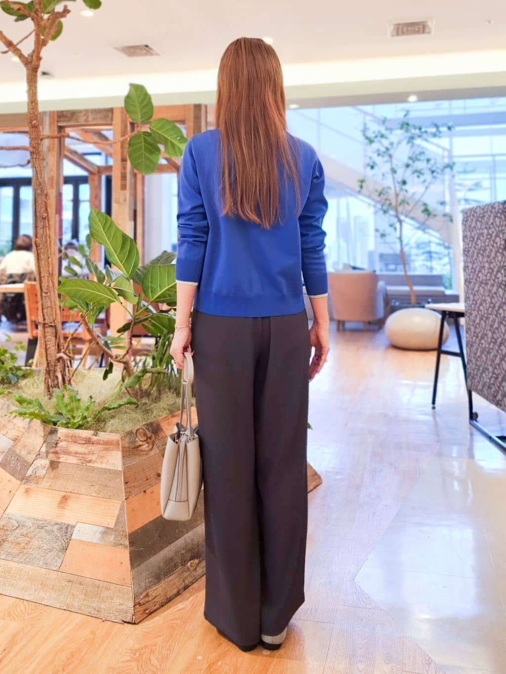 ゆゆさんの「SHOO･LA･RUE｜【UV/S-LL/セットアップ可】さらさらぷるん イージーワイドパンツ」を使ったコーディネート
