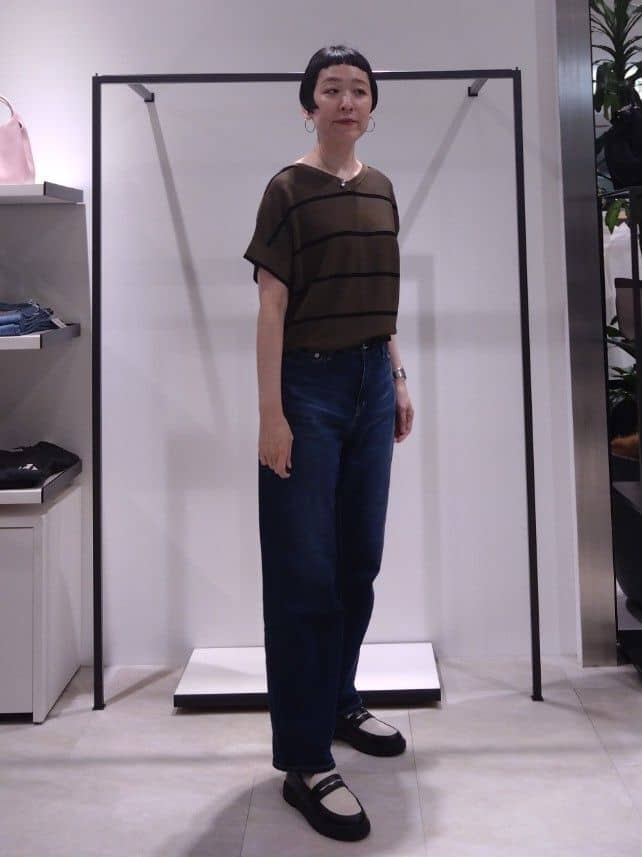 まちこさんの「UNTITLED｜【11色展開/体型カバー】前後2WAYフレンチスリーブニット」を使ったコーディネート