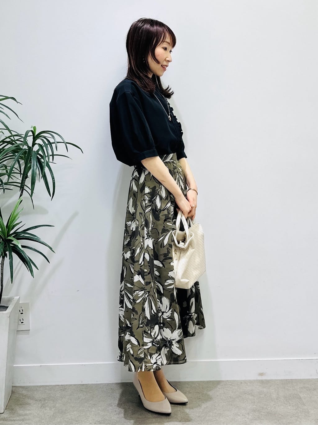 Miwaさんの「UNTITLED｜◆【9色展開/アンサンブル可】コットンクルーネックカーディガン」を使ったコーディネート
