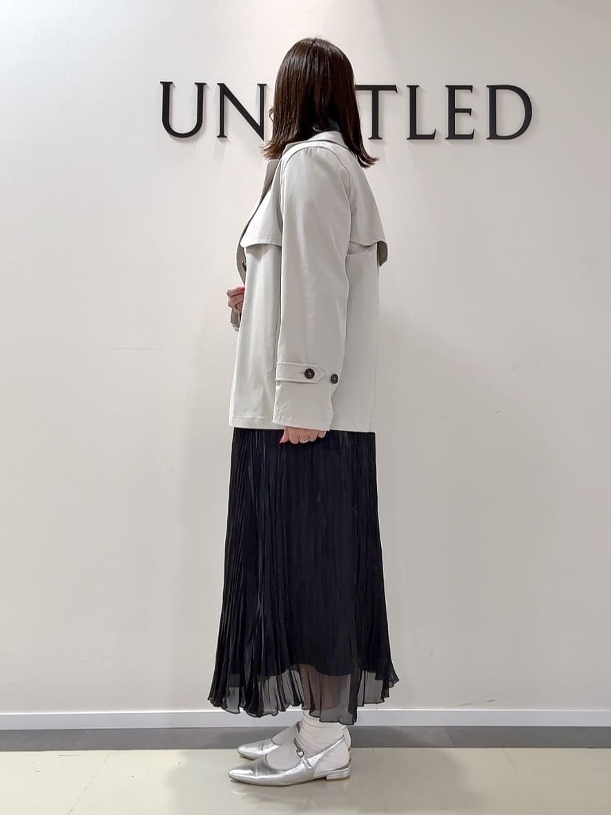 YUIさんの「UNTITLED｜【定番人気/はっ水/洗える】タスランショートトレンチコート」を使ったコーディネート