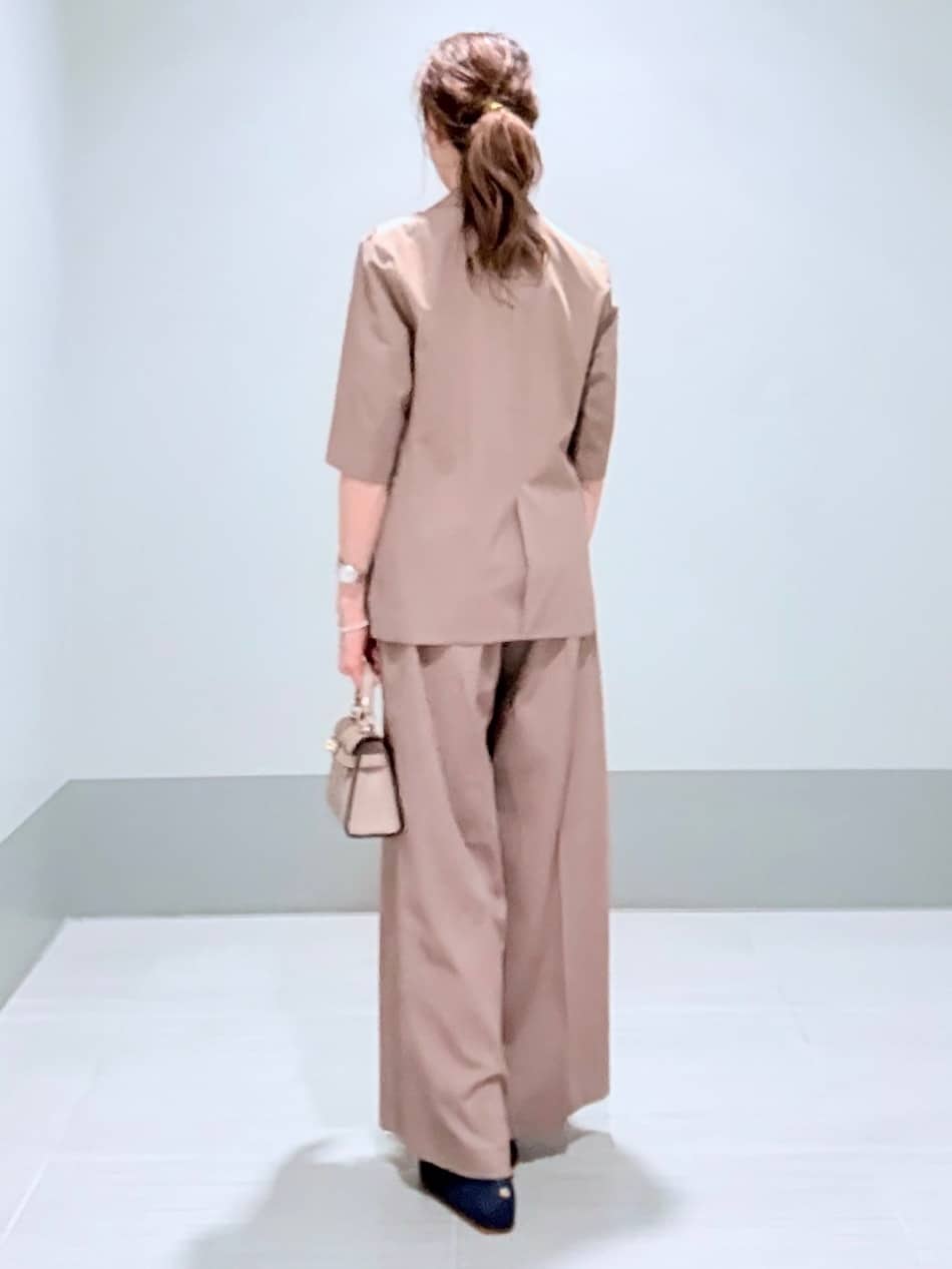 Yamaさんの「DRESSTERIOR｜【接触冷感/セットアップ可】 2WAYストレッチスリークオータージャケット」を使ったコーディネート