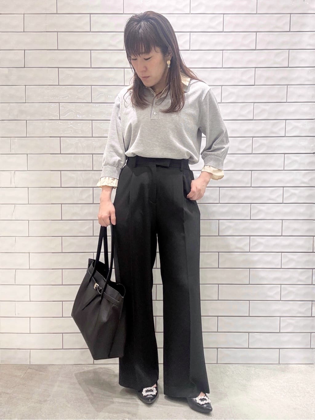 maichiさんの「OPAQUE.CLIP｜シャツレイヤード風ポロニット【洗濯機OK】」を使ったコーディネート