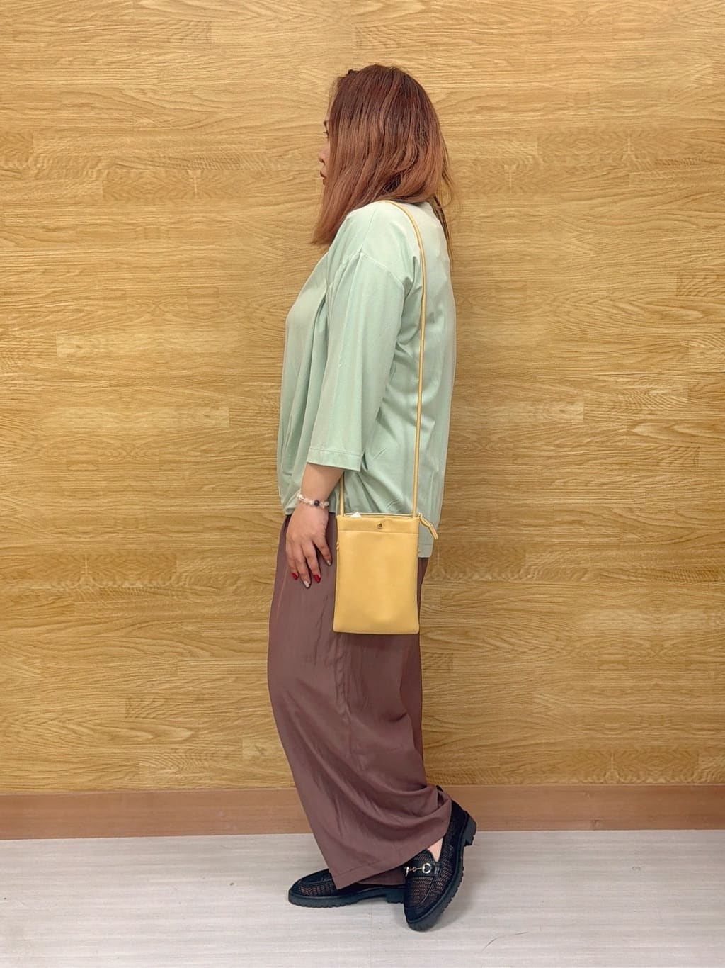 ぁむさんの「SHOO･LA･RUE｜【UV/体型カバー】とろみフロントタック7分袖ゆるトップス」を使ったコーディネート
