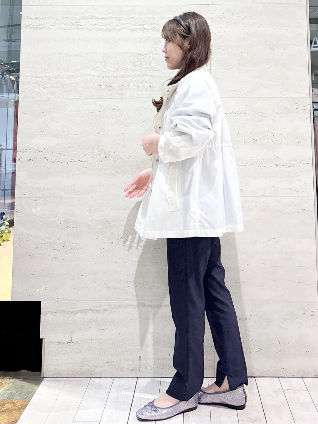 かほさんの「OPAQUE.CLIP｜ストライプペプラムデザインブラウス【洗濯機OK】」を使ったコーディネート