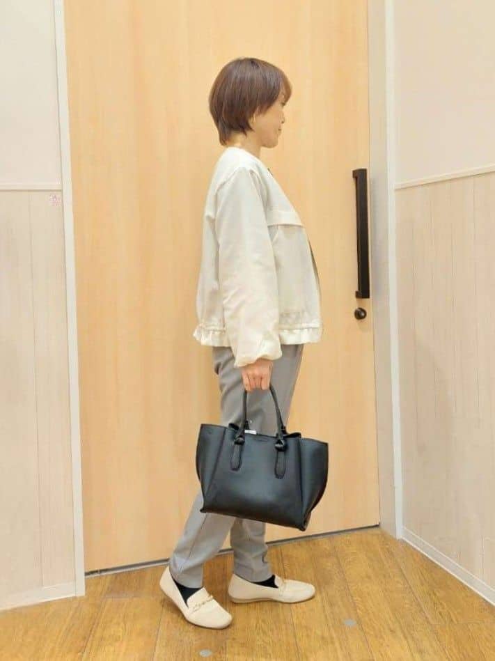 Kさんの「SHOO･LA･RUE｜【S-LL/二の腕カバー】品よく隠せる ドット刺繍5分袖ニット」を使ったコーディネート